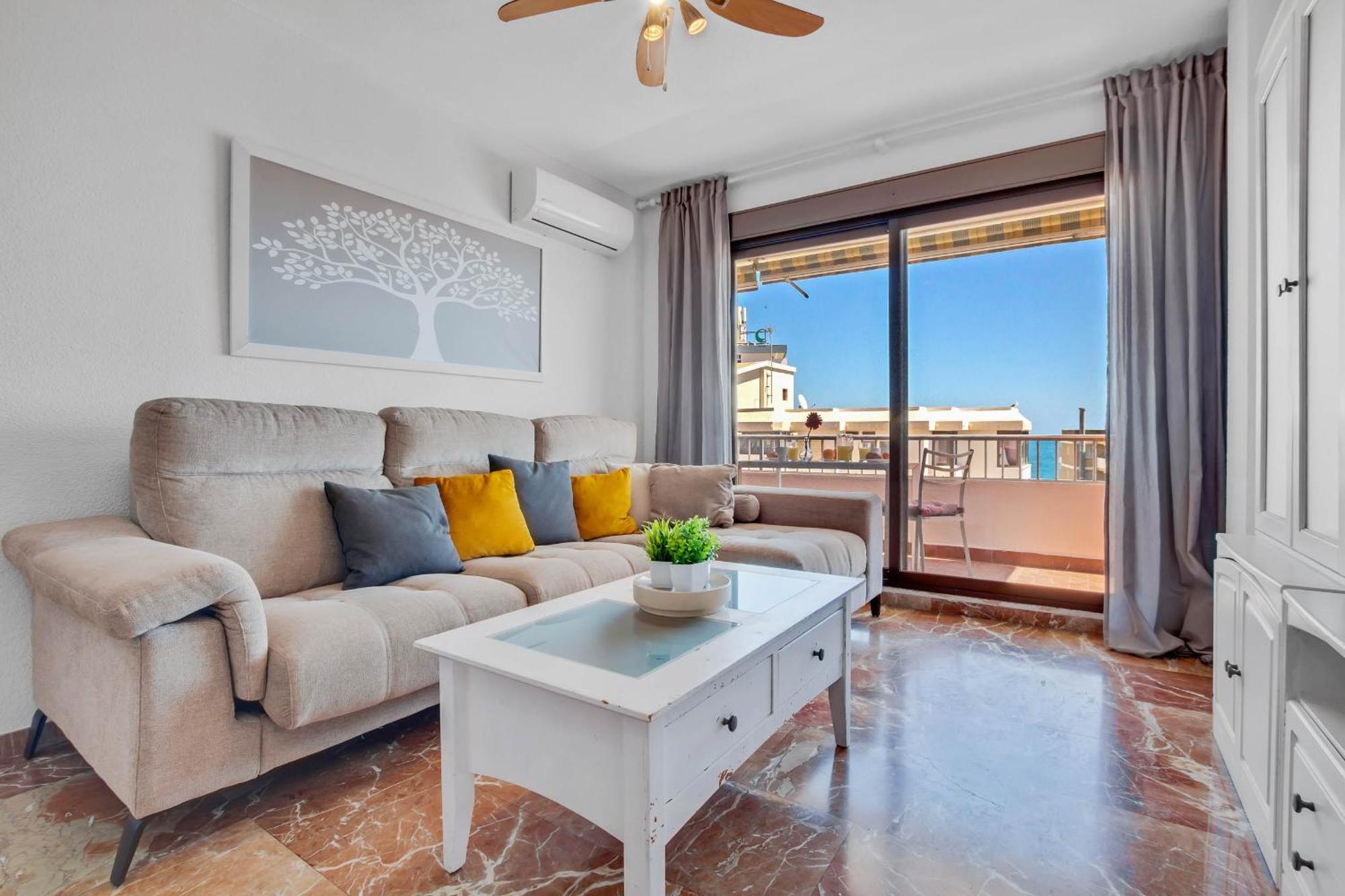 Fontana 5D By Ivi Real Estate Διαμέρισμα Τορρεμολίνος Εξωτερικό φωτογραφία